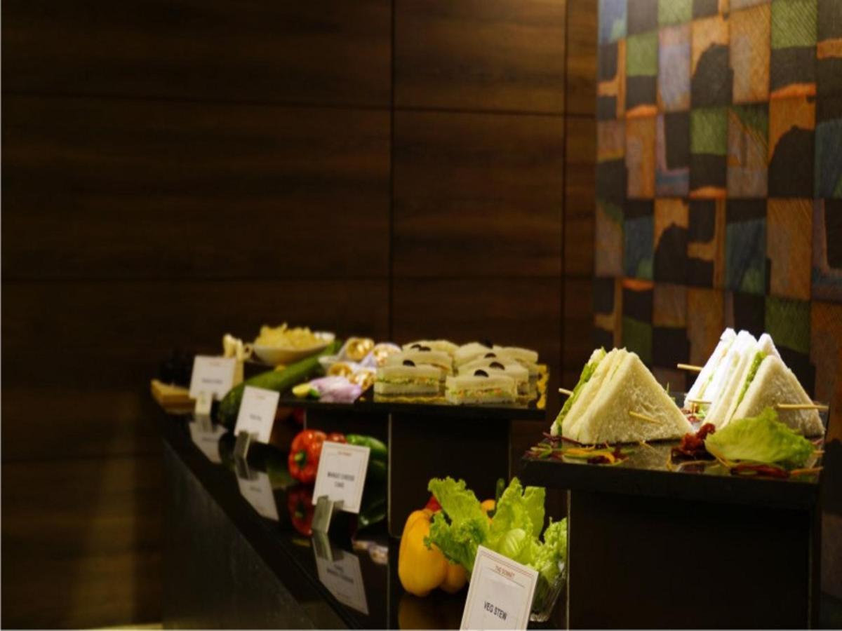 The Sonnet Jamshedpur Hotel Exterior foto